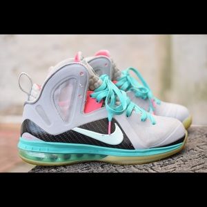 Lennon 9 South Beach